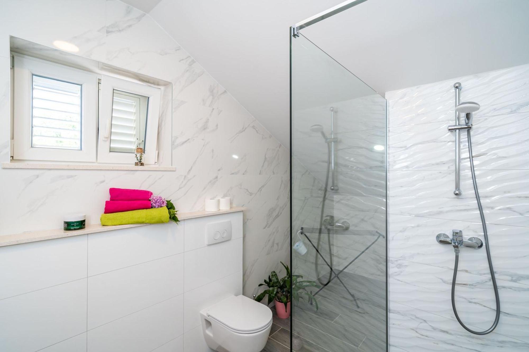 Apartments Amalija Čilipi 部屋 写真