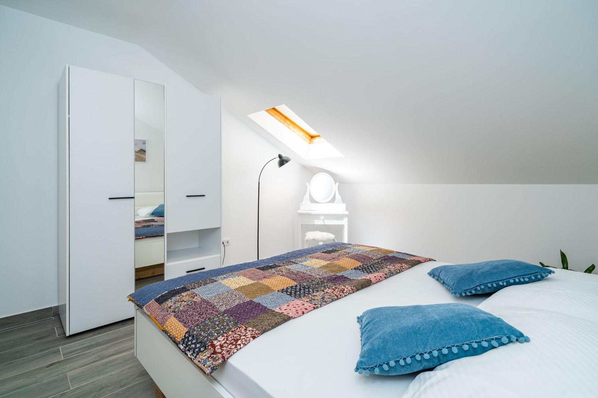 Apartments Amalija Čilipi 部屋 写真