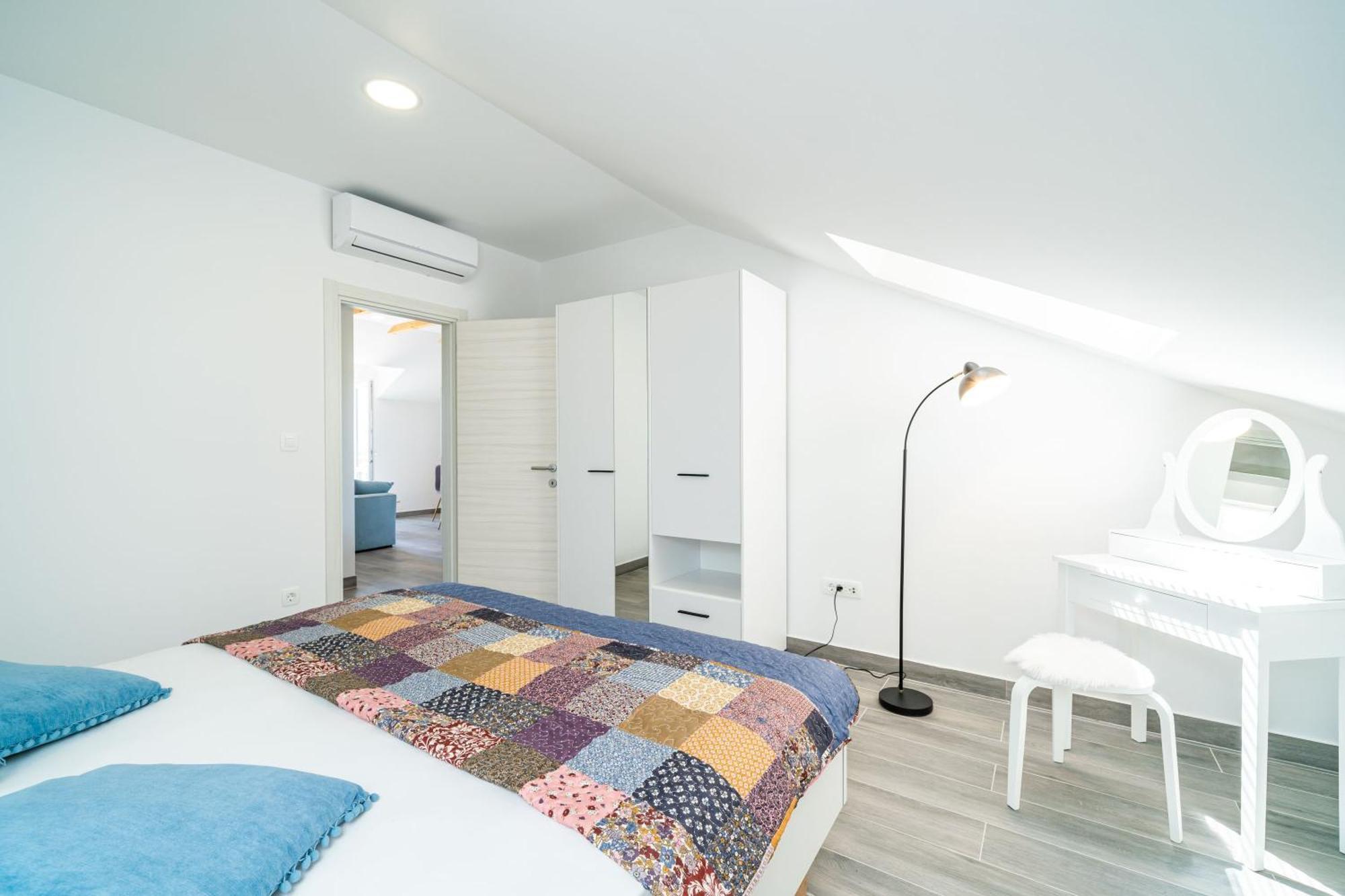 Apartments Amalija Čilipi 部屋 写真